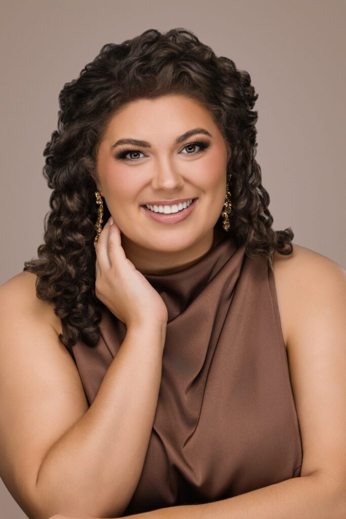 Miss Vermont 2027 – Hannah Roque